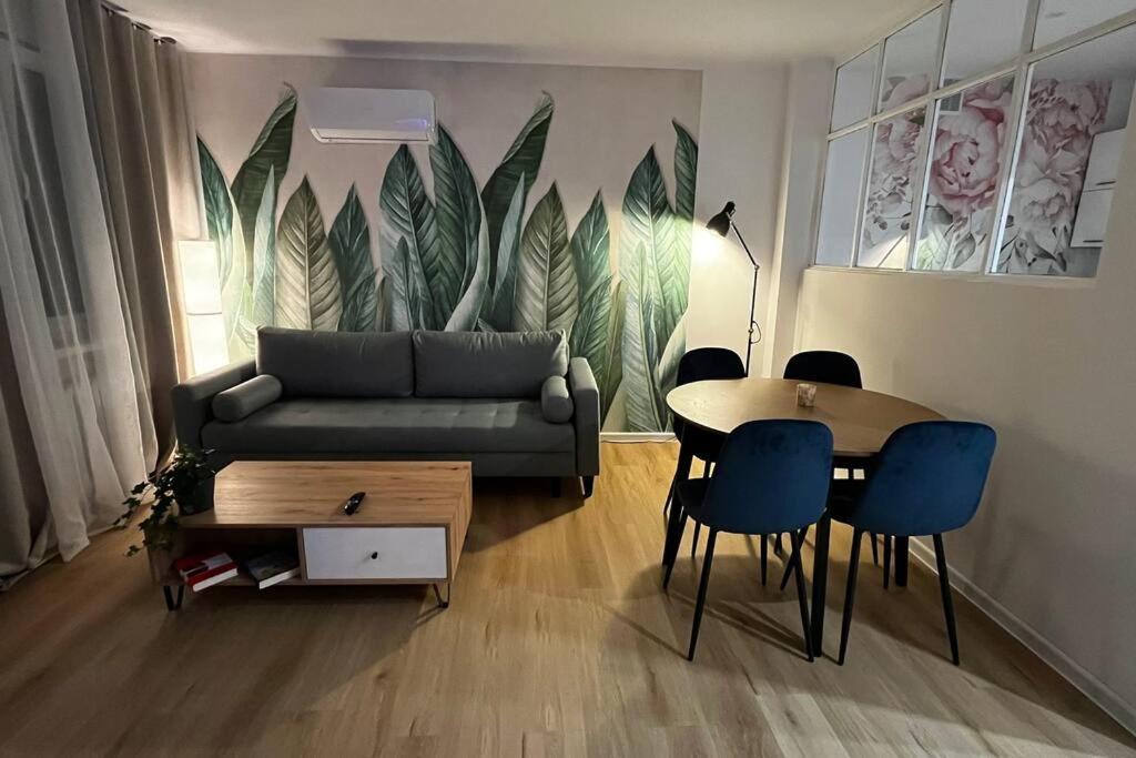 Gajowa Apartament Chorzow Exterior photo